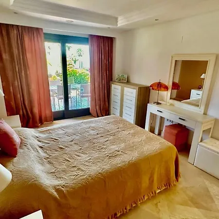 Mar Azul Luxury Seaside إِستيبونا
