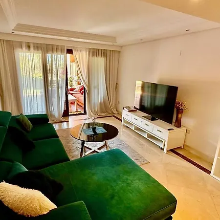 Mar Azul Luxury Seaside * إِستيبونا
